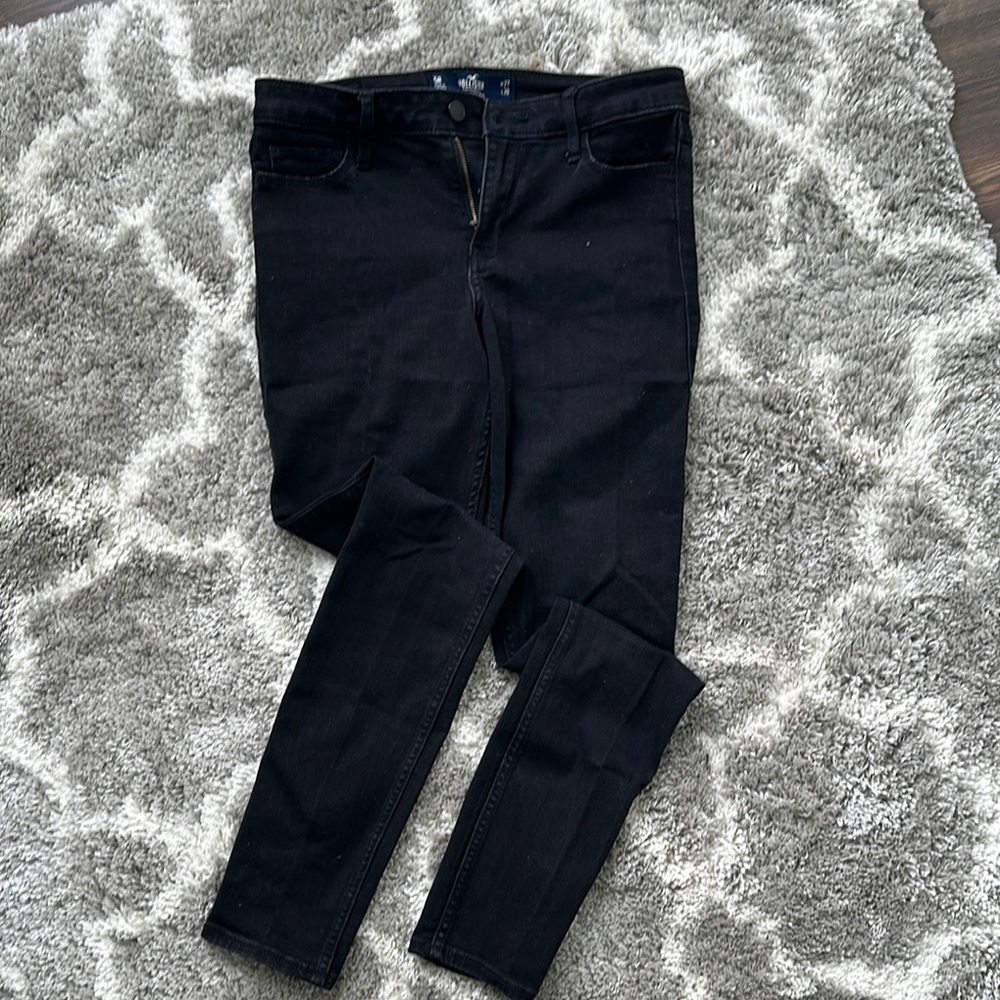 Hollister Mid-Rise Super Skinny Jeans